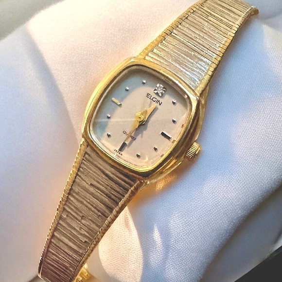 Vintage Elgin EK601-007 Diamond Quartz Two Tone Ladies Watch - Picture 9 of 15